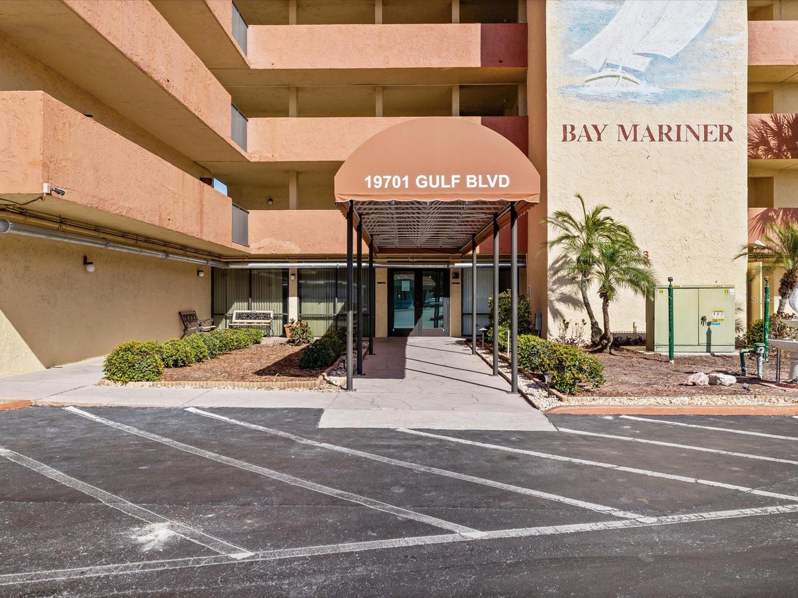 BAY MARINER THE CONDO - Residential