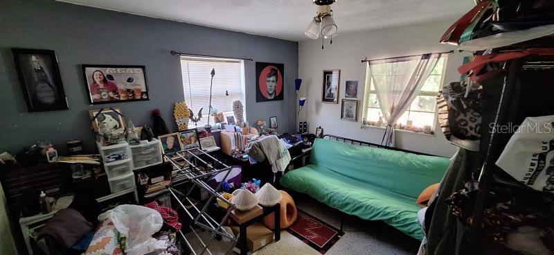 RUTLAND ESTATES UNIT 01 - Residential Income
