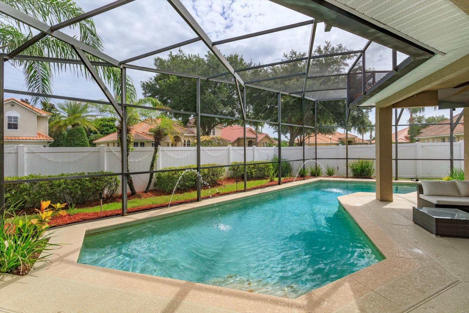 FOUNTAINS/RIO PINAR - Residential