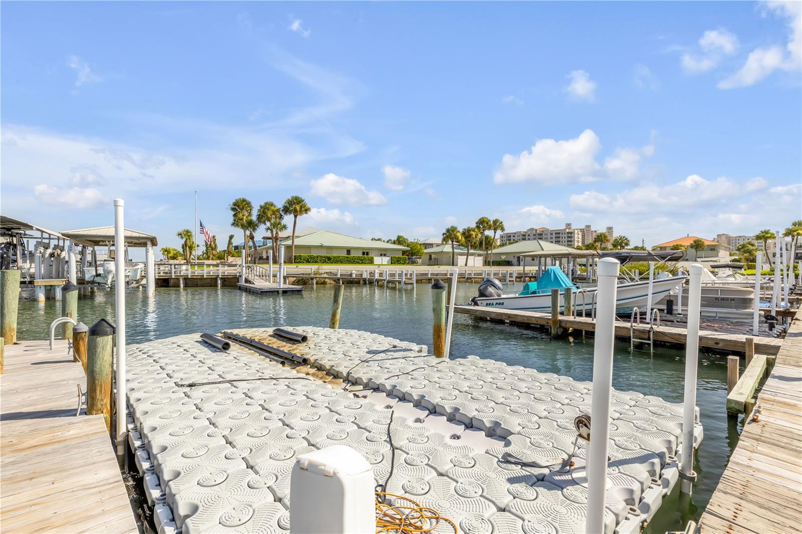 OCEAN INLET YACHT CLUB - Residential