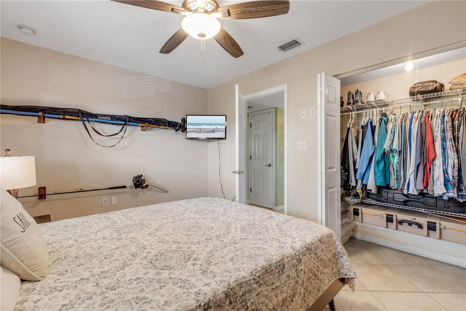 OCEAN INLET YACHT CLUB - Residential