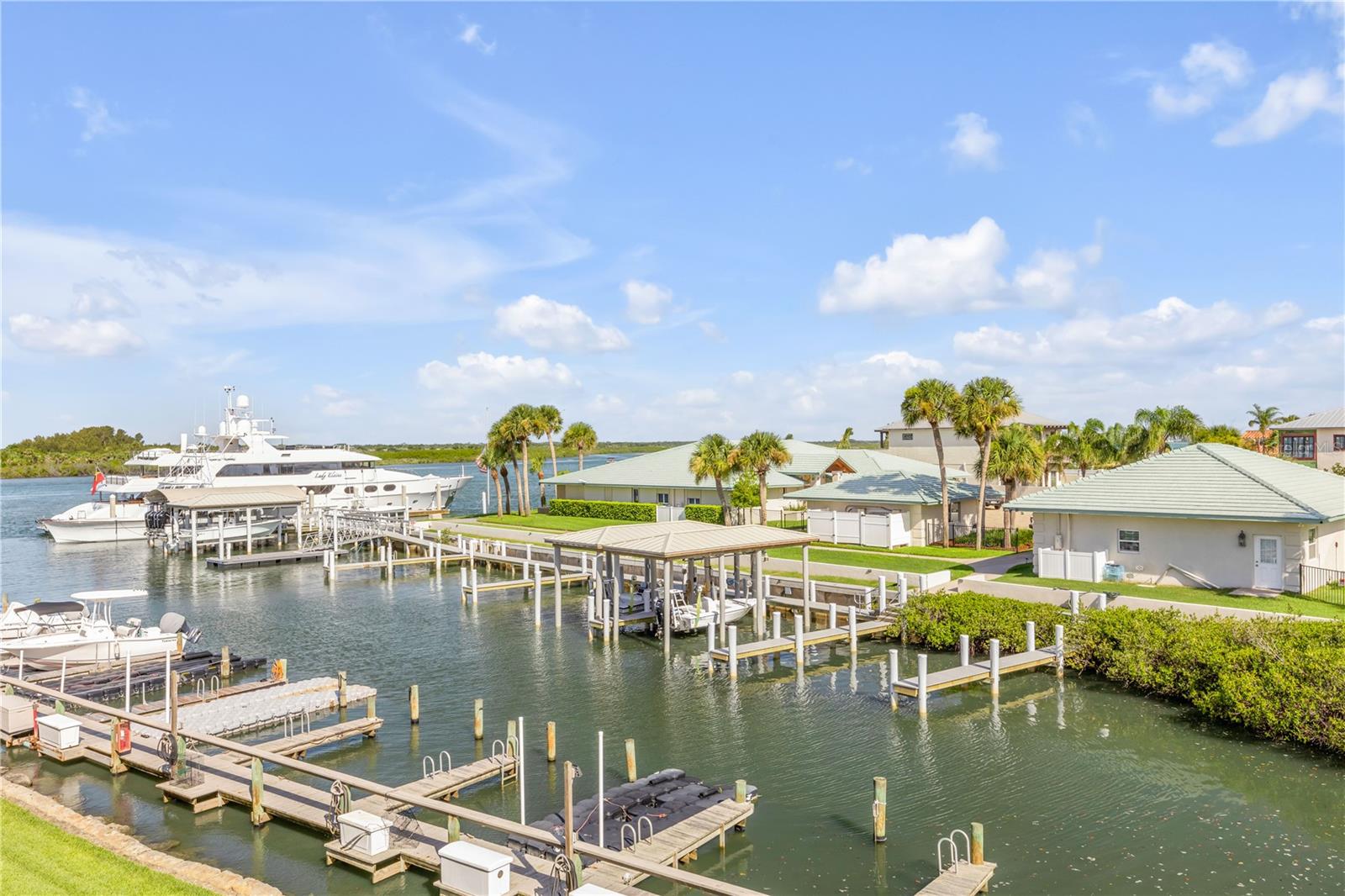 OCEAN INLET YACHT CLUB - Residential