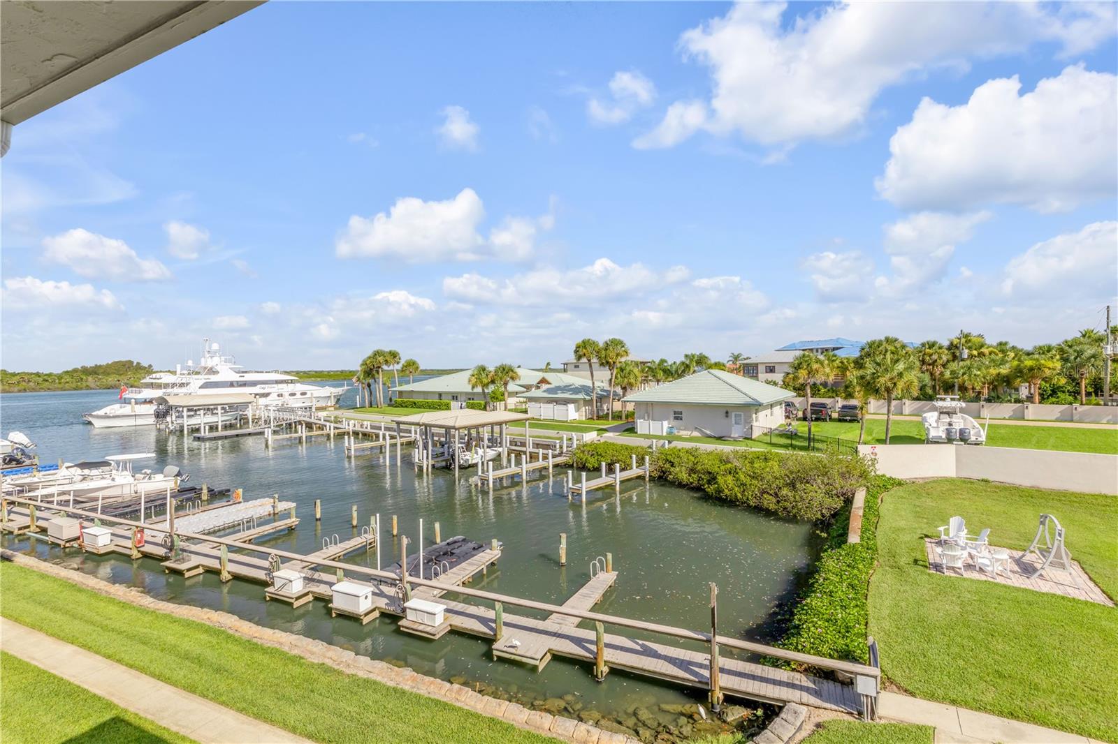OCEAN INLET YACHT CLUB - Residential