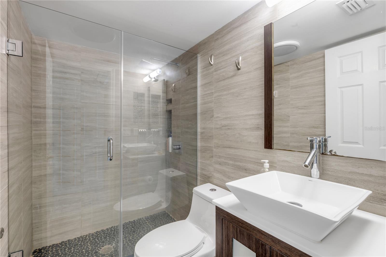 OCEAN INLET YACHT CLUB - Residential
