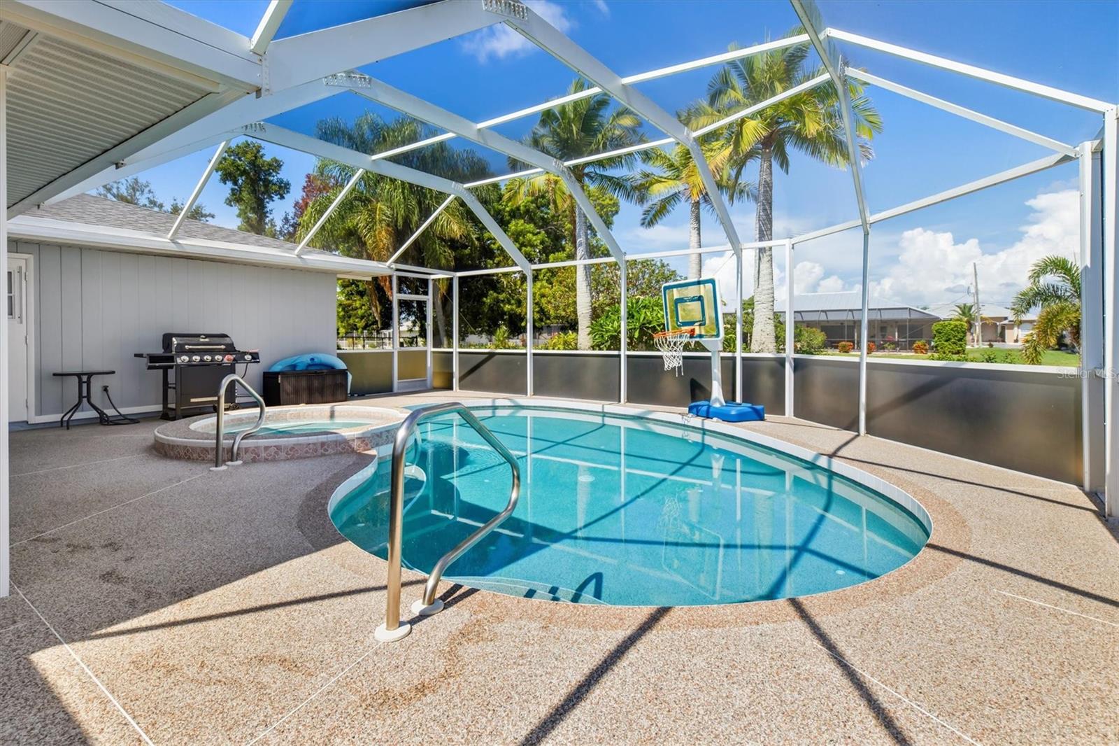 PUNTA GORDA ISLES SEC 23 - Residential