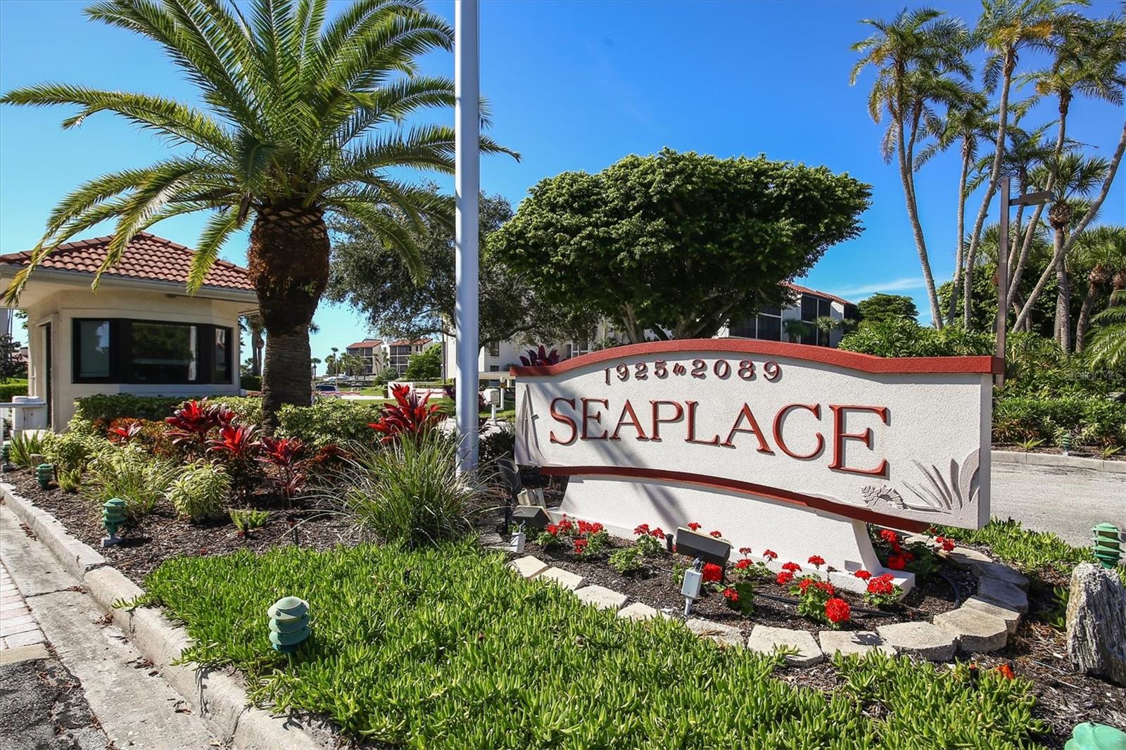SEAPLACE IV - Residential