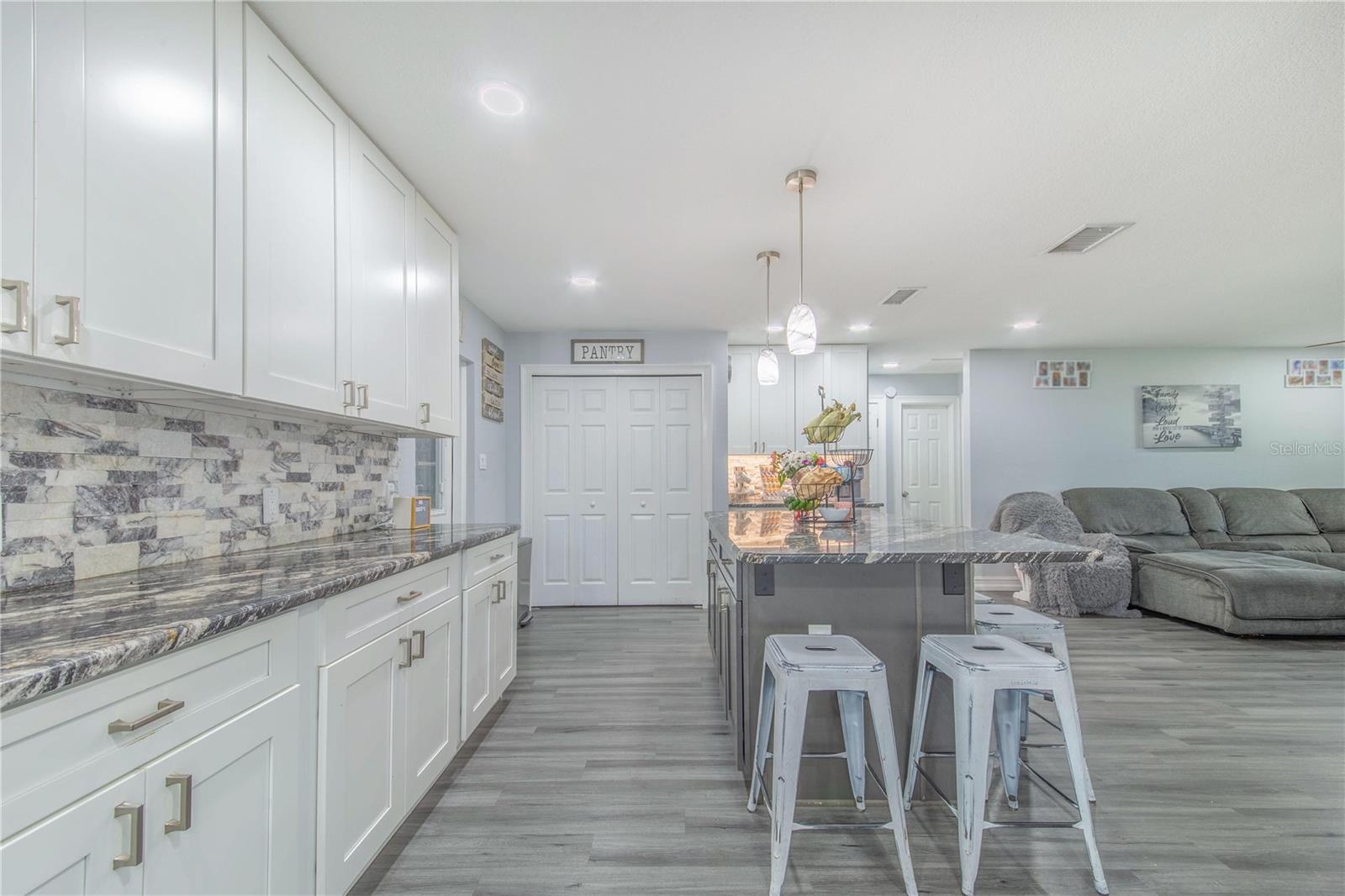 HIGHLAND GROVE EAST - Residential