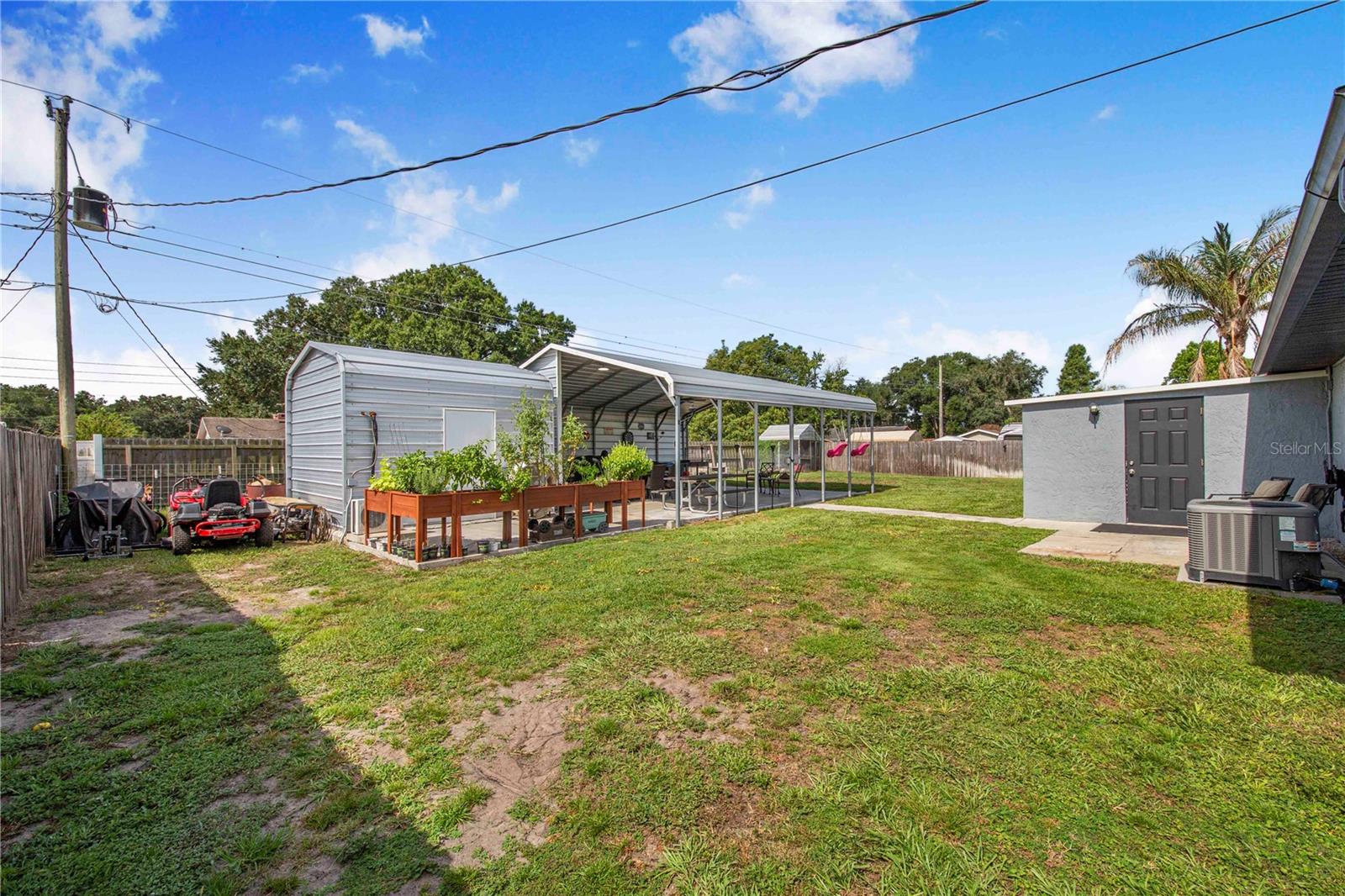 HIGHLAND GROVE EAST - Residential