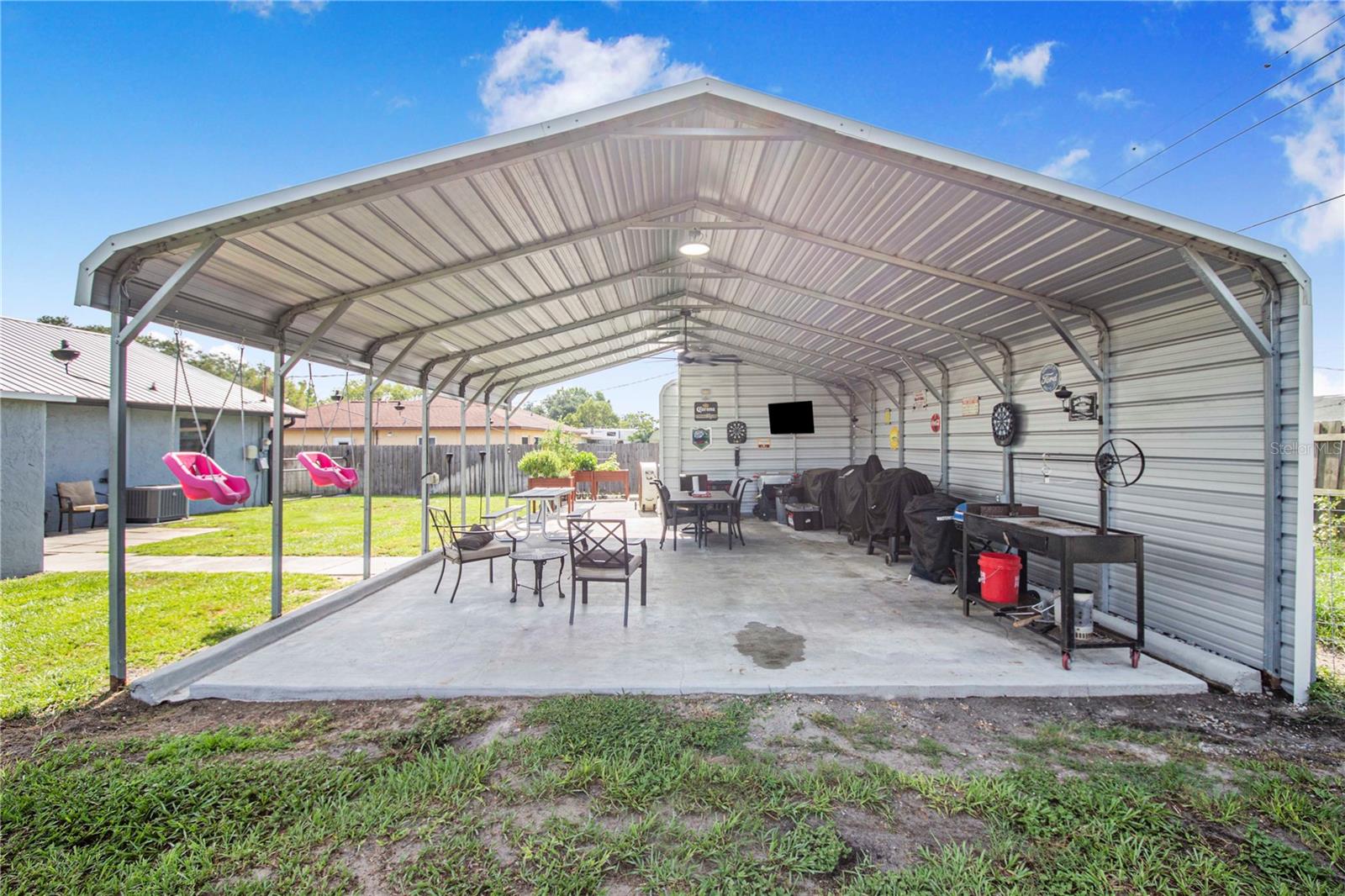 HIGHLAND GROVE EAST - Residential