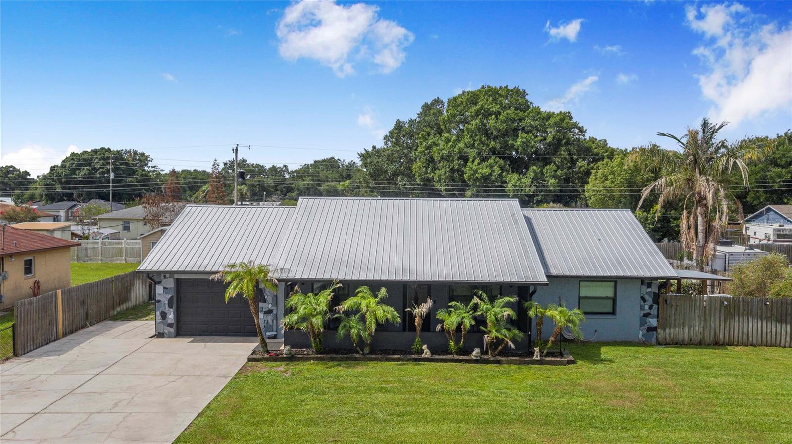 HIGHLAND GROVE EAST - Residential