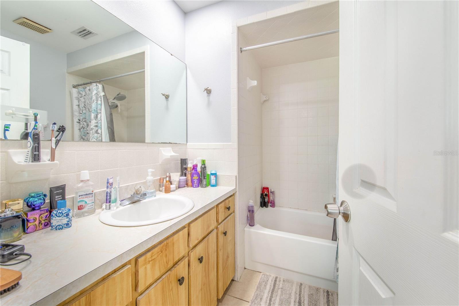 HIGHLAND GROVE EAST - Residential