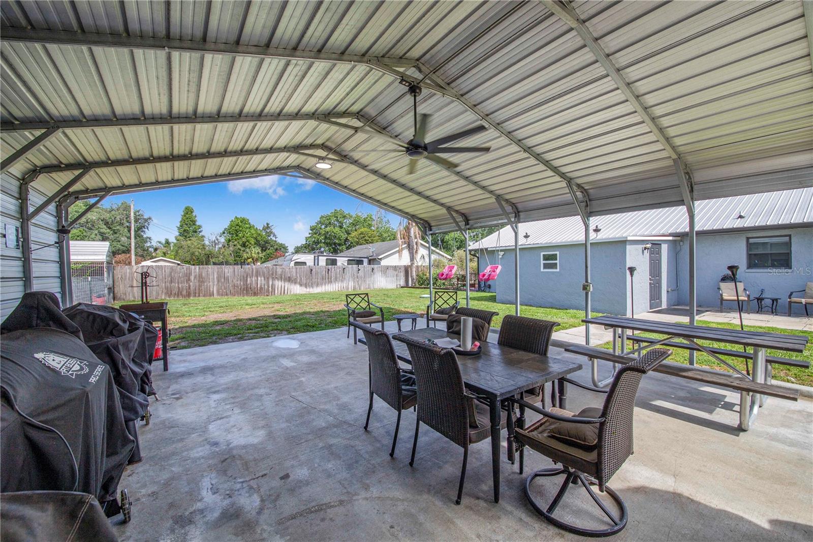 HIGHLAND GROVE EAST - Residential