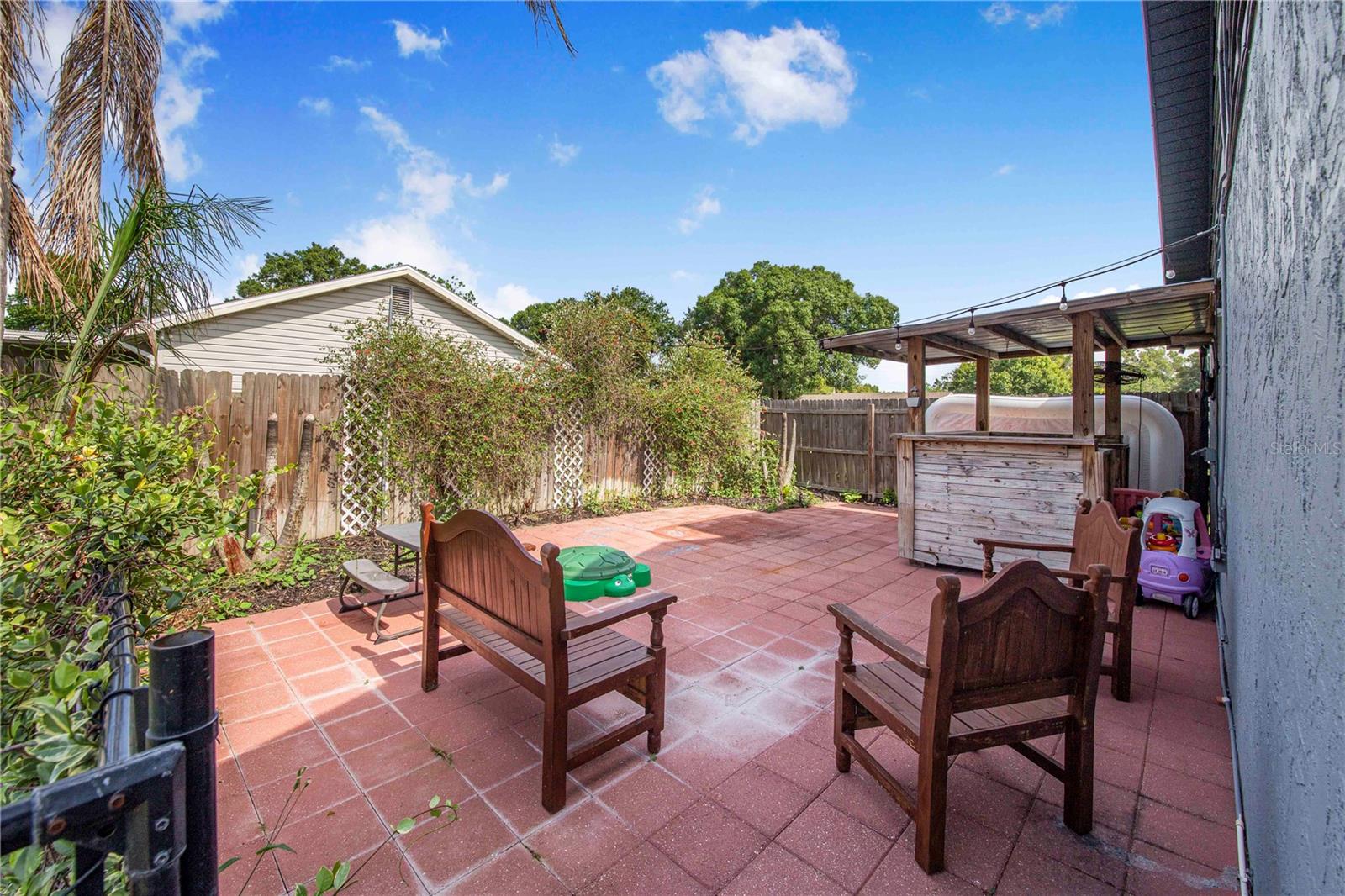 HIGHLAND GROVE EAST - Residential