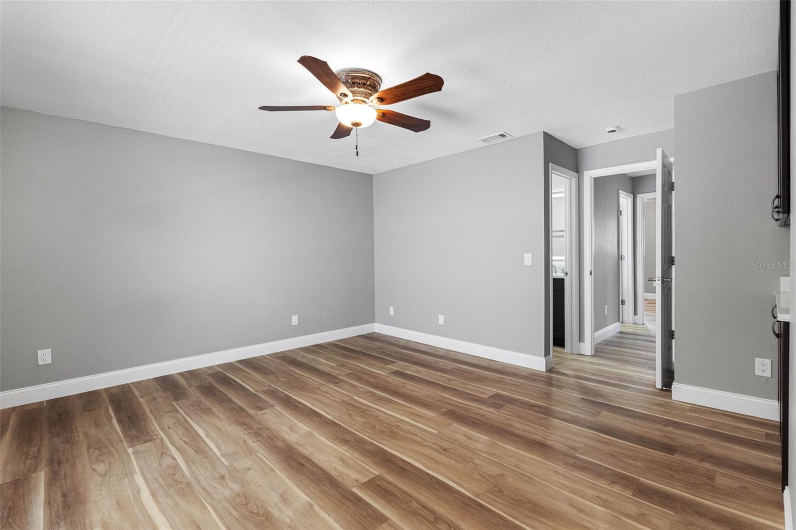 HAWLEYS SUB OF GOVT L - Residential Lease