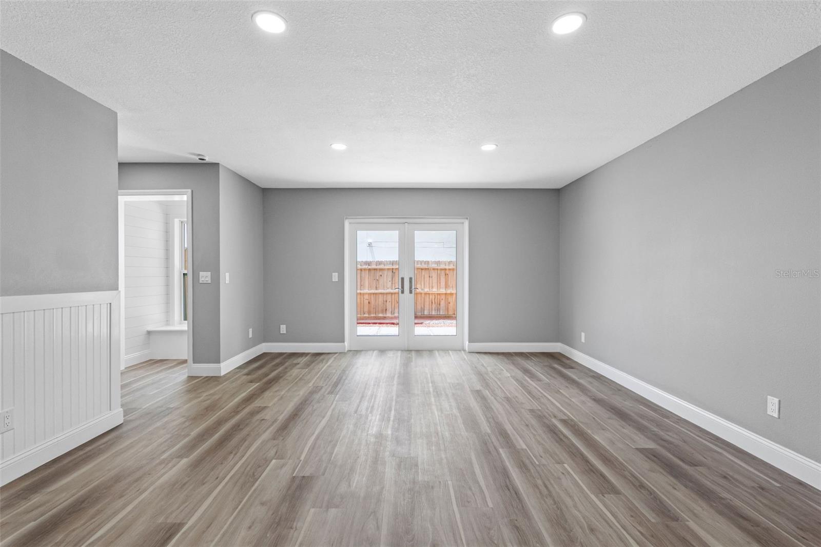 HAWLEYS SUB OF GOVT L - Residential Lease