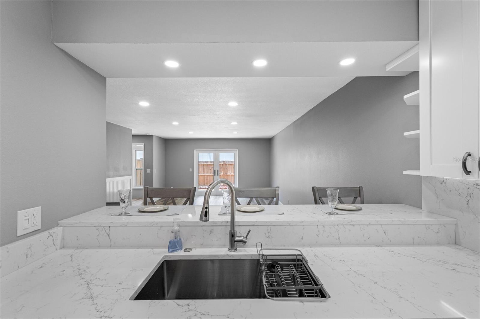 HAWLEYS SUB OF GOVT L - Residential Lease