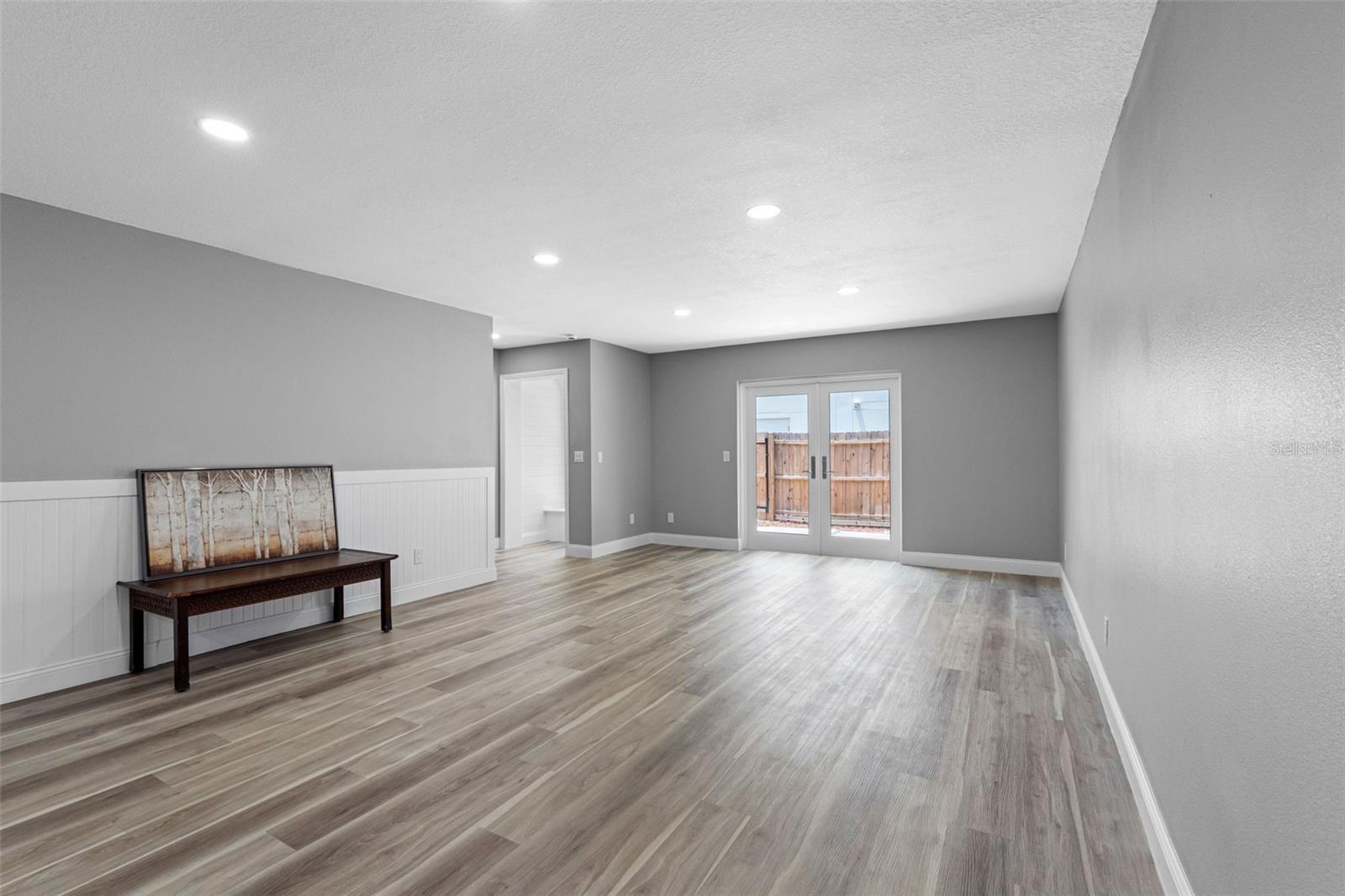 HAWLEYS SUB OF GOVT L - Residential Lease