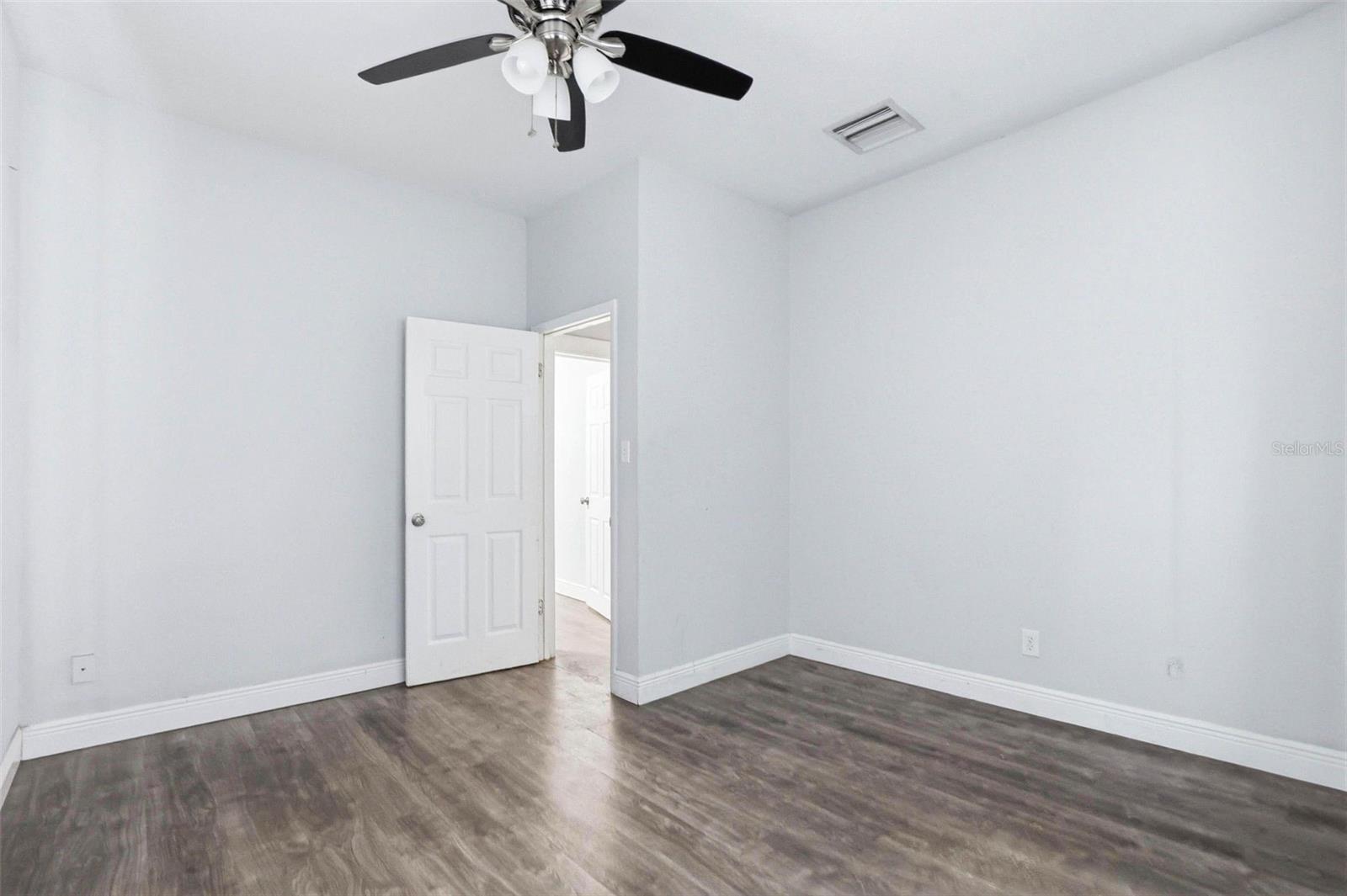 LAKE VIEW PARK SUB - Commercial Sale