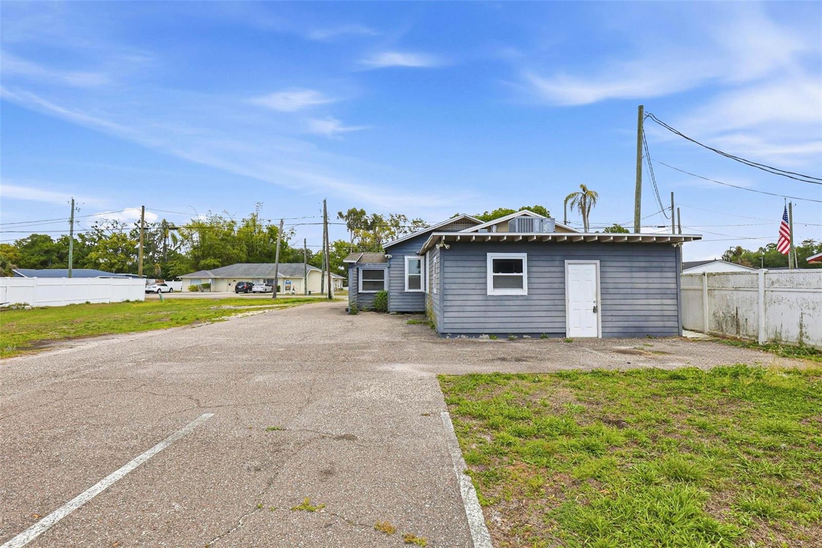 LAKE VIEW PARK SUB - Commercial Sale