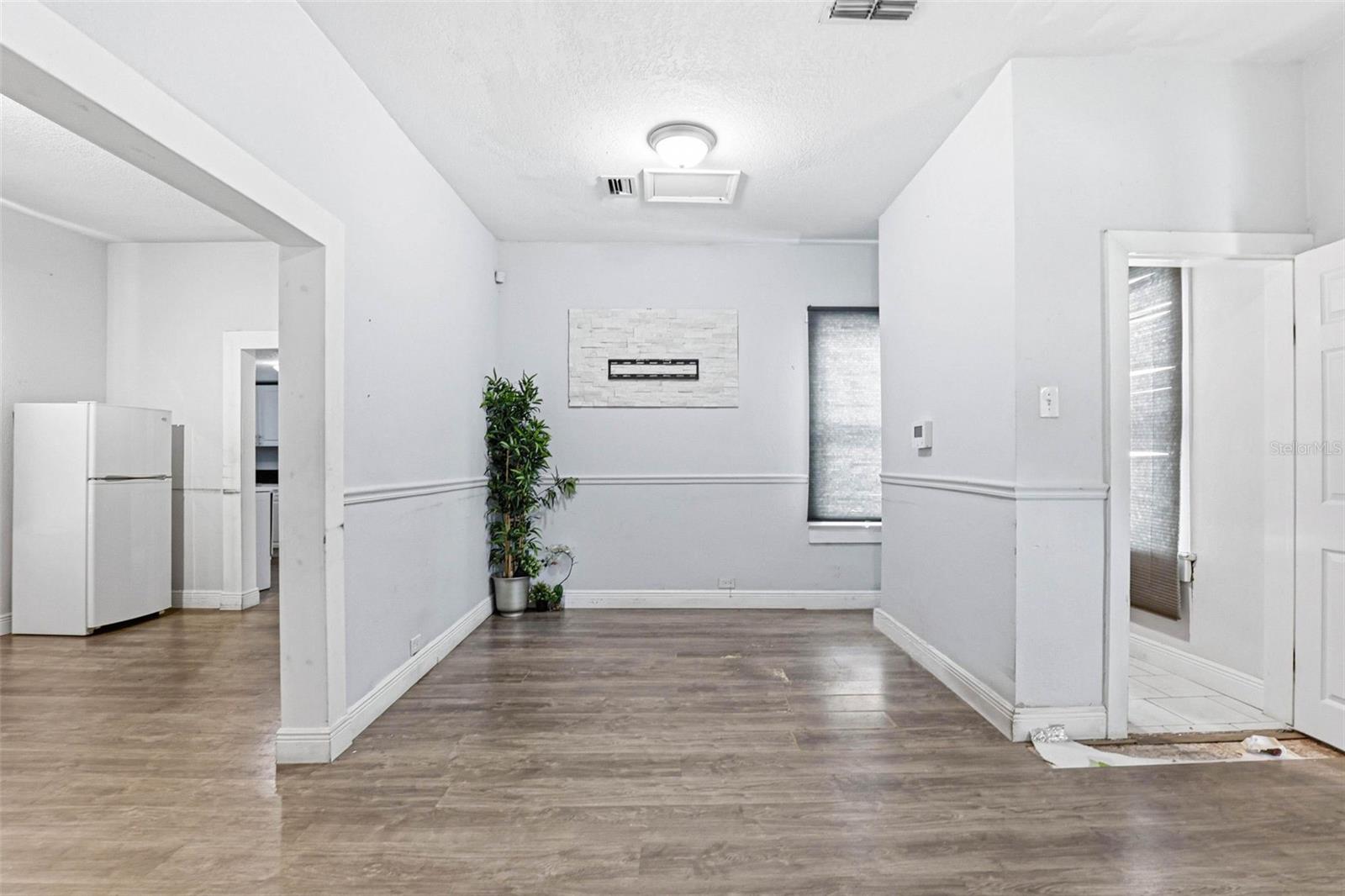 LAKE VIEW PARK SUB - Commercial Sale