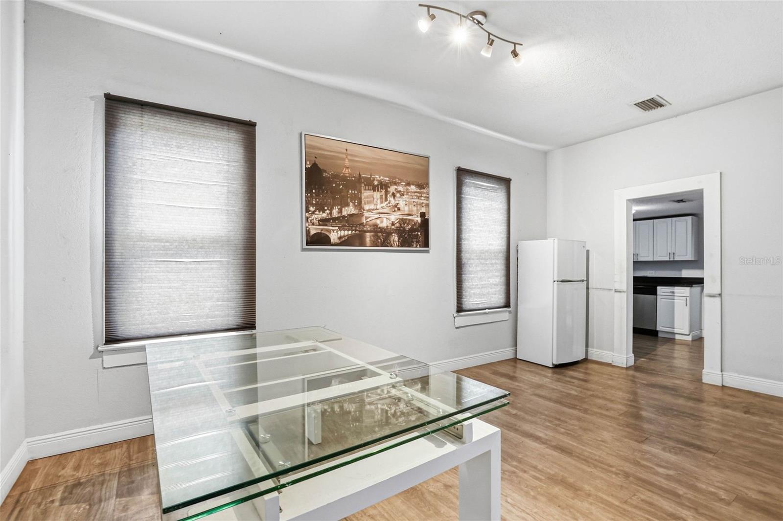 LAKE VIEW PARK SUB - Commercial Sale