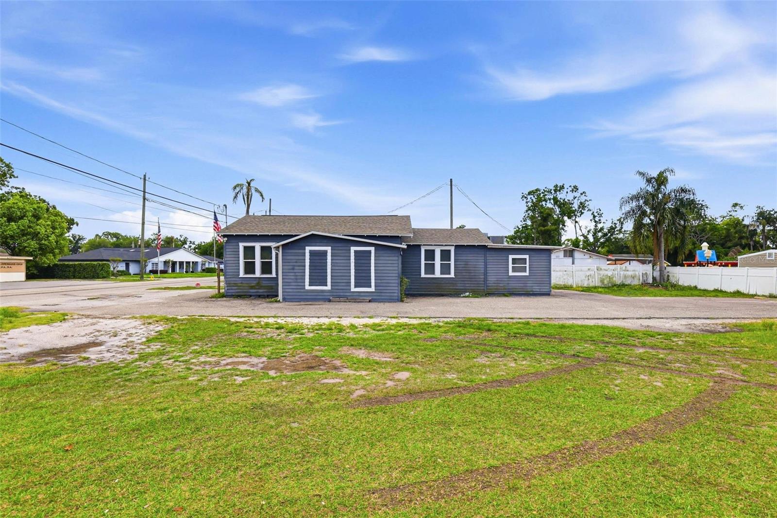 LAKE VIEW PARK SUB - Commercial Sale