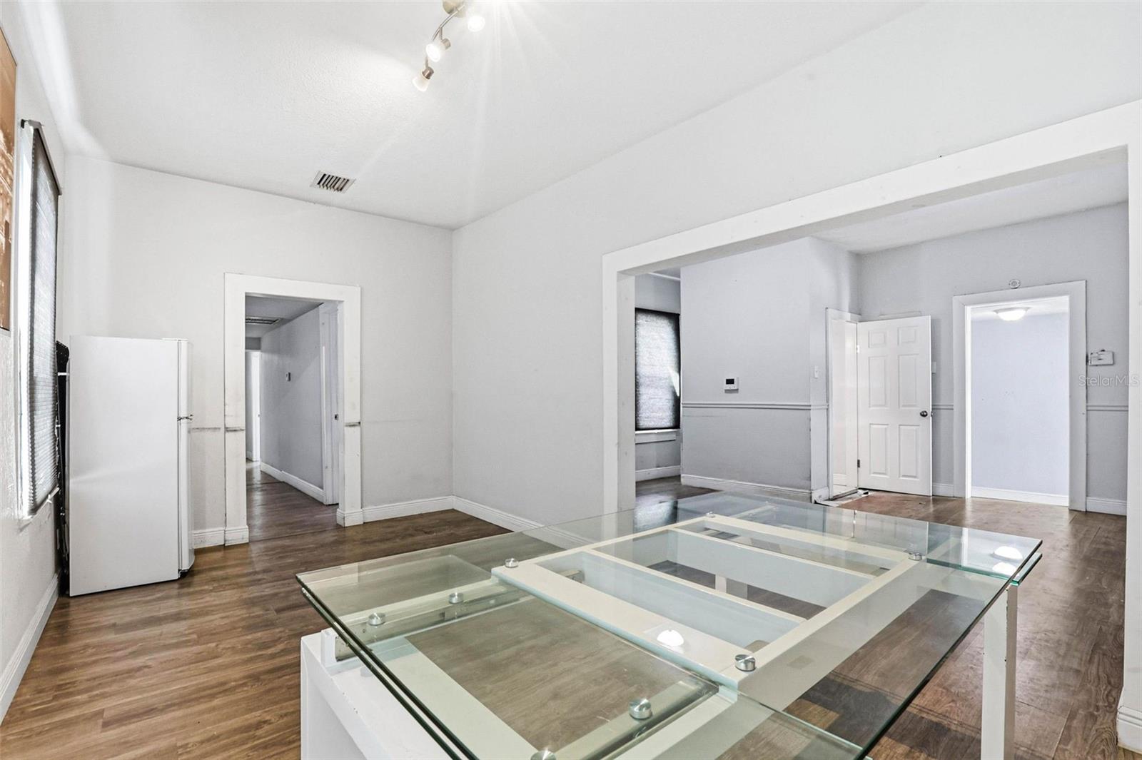 LAKE VIEW PARK SUB - Commercial Sale
