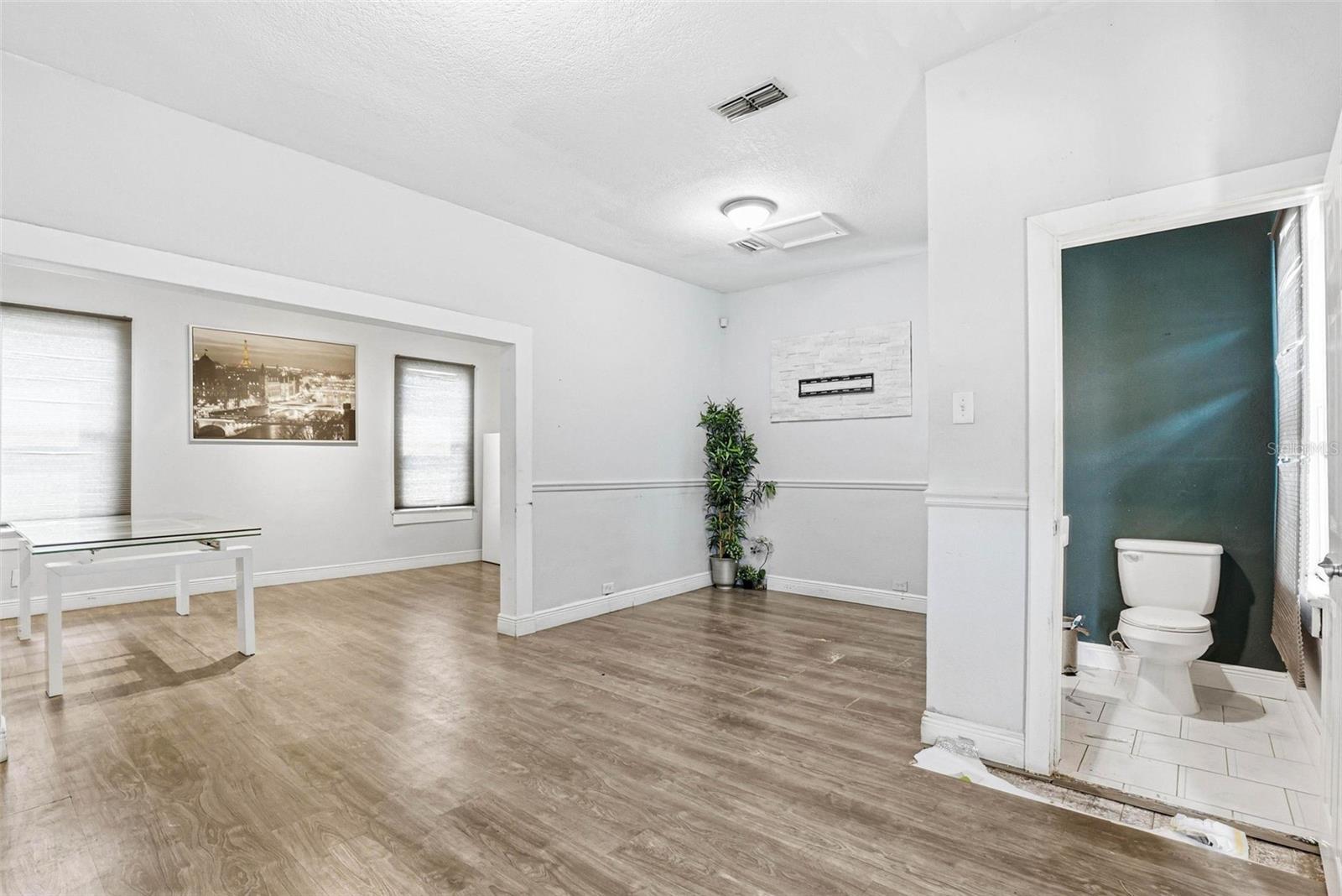 LAKE VIEW PARK SUB - Commercial Sale