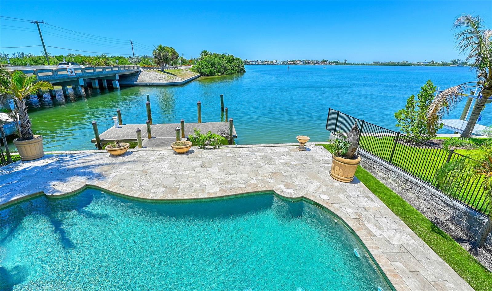 SAINT ARMANDS DIV JOHN RINGLING ESTATES - Residential