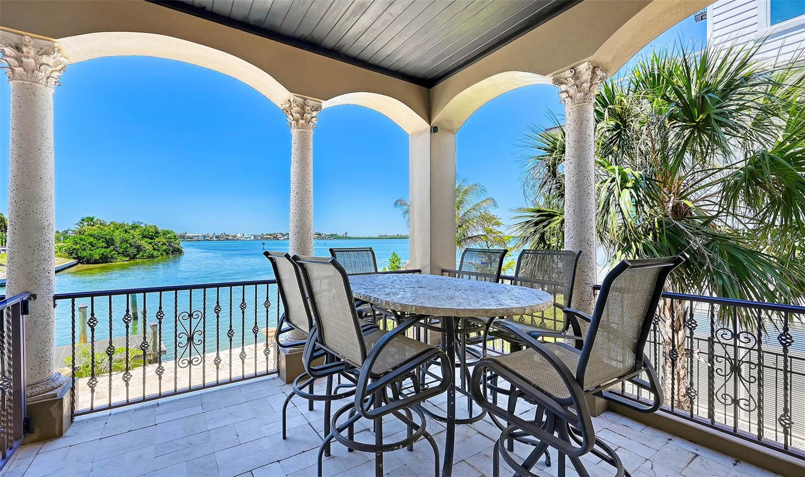 SAINT ARMANDS DIV JOHN RINGLING ESTATES - Residential