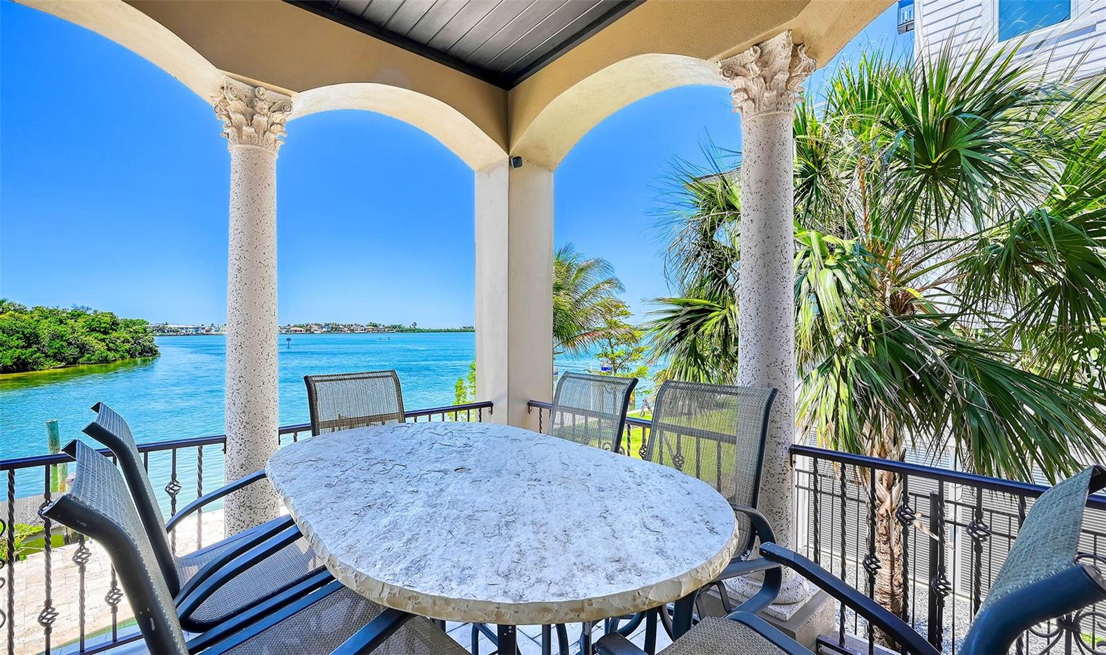SAINT ARMANDS DIV JOHN RINGLING ESTATES - Residential