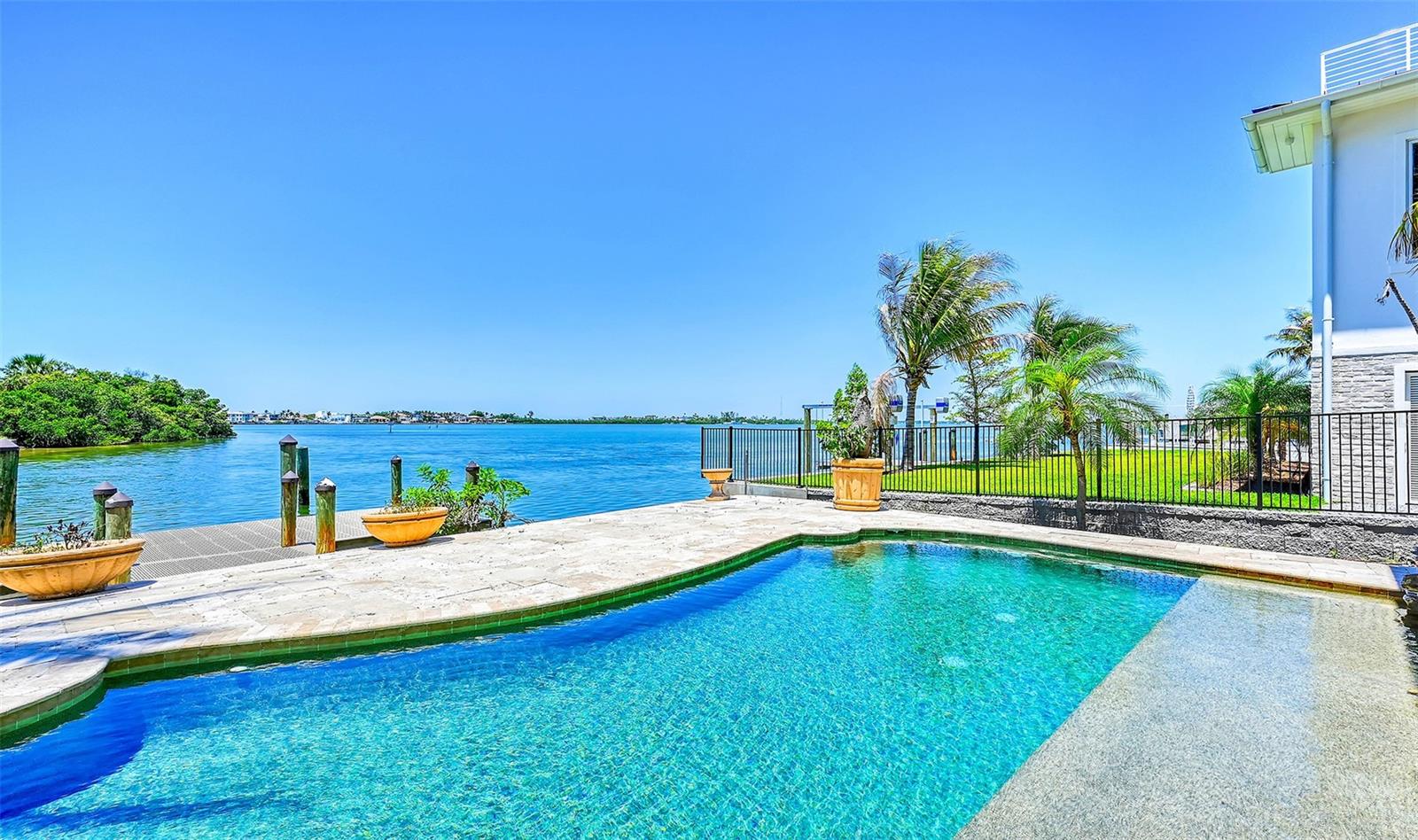 SAINT ARMANDS DIV JOHN RINGLING ESTATES - Residential