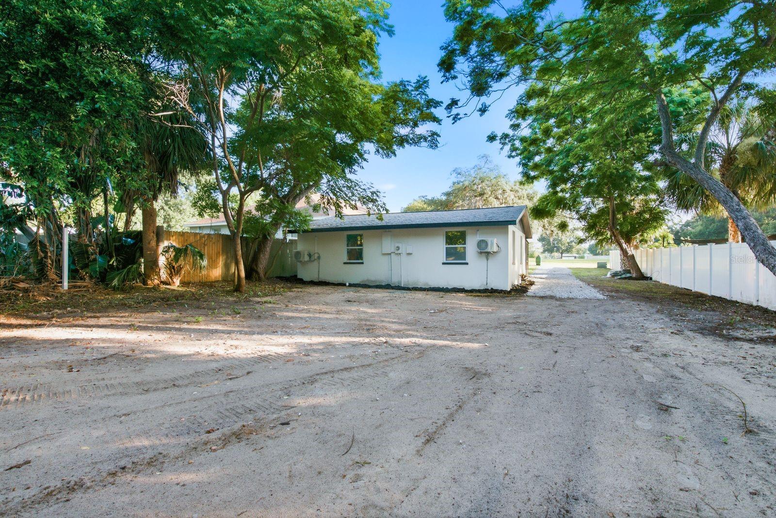 BEACON SQUARE - Residential