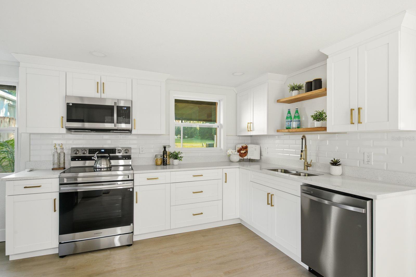 BEACON SQUARE - Residential