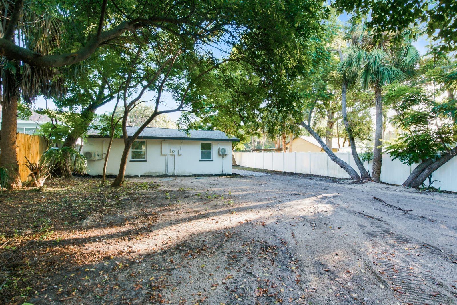 BEACON SQUARE - Residential