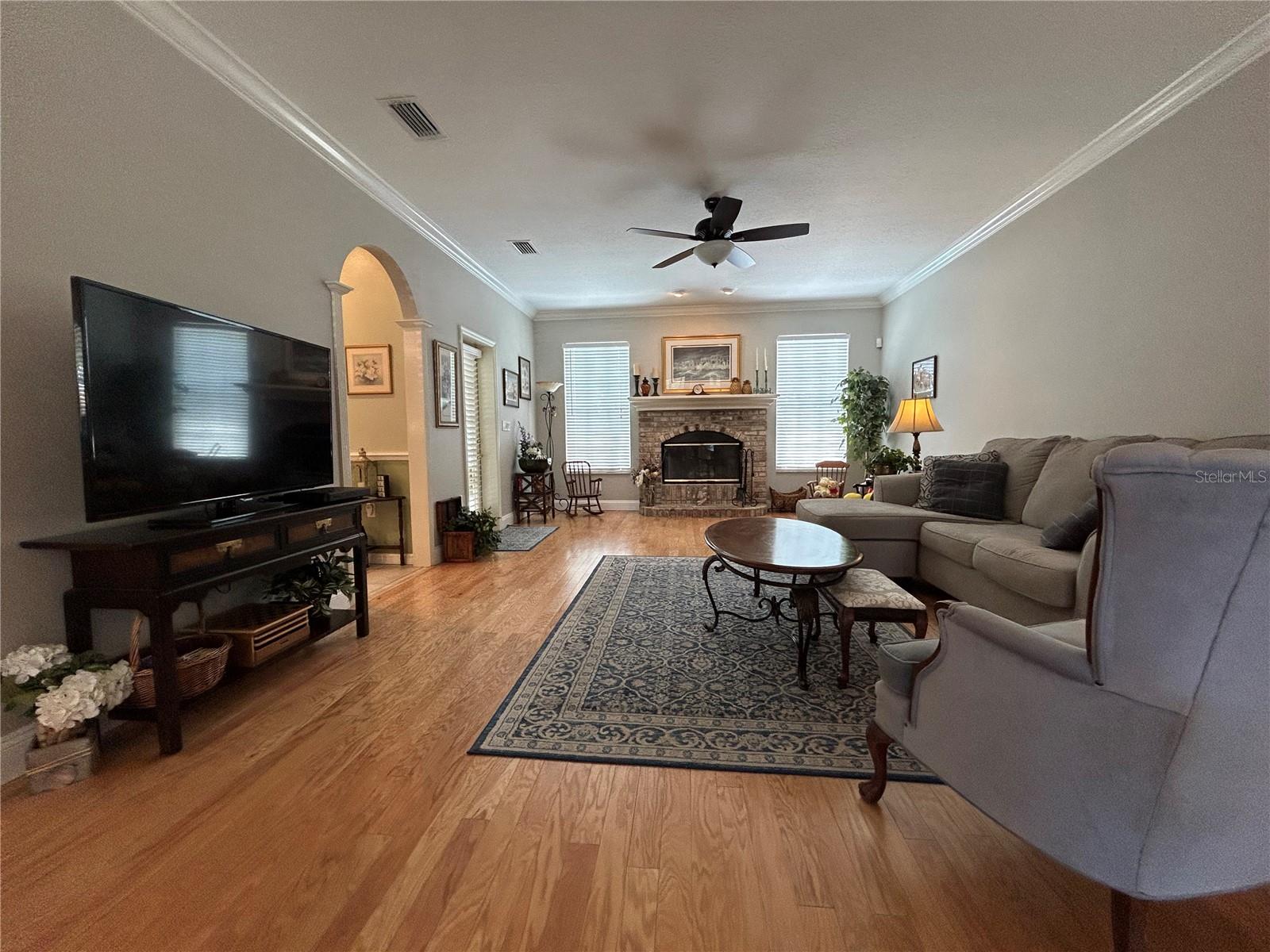ADRIANE PARK - Residential