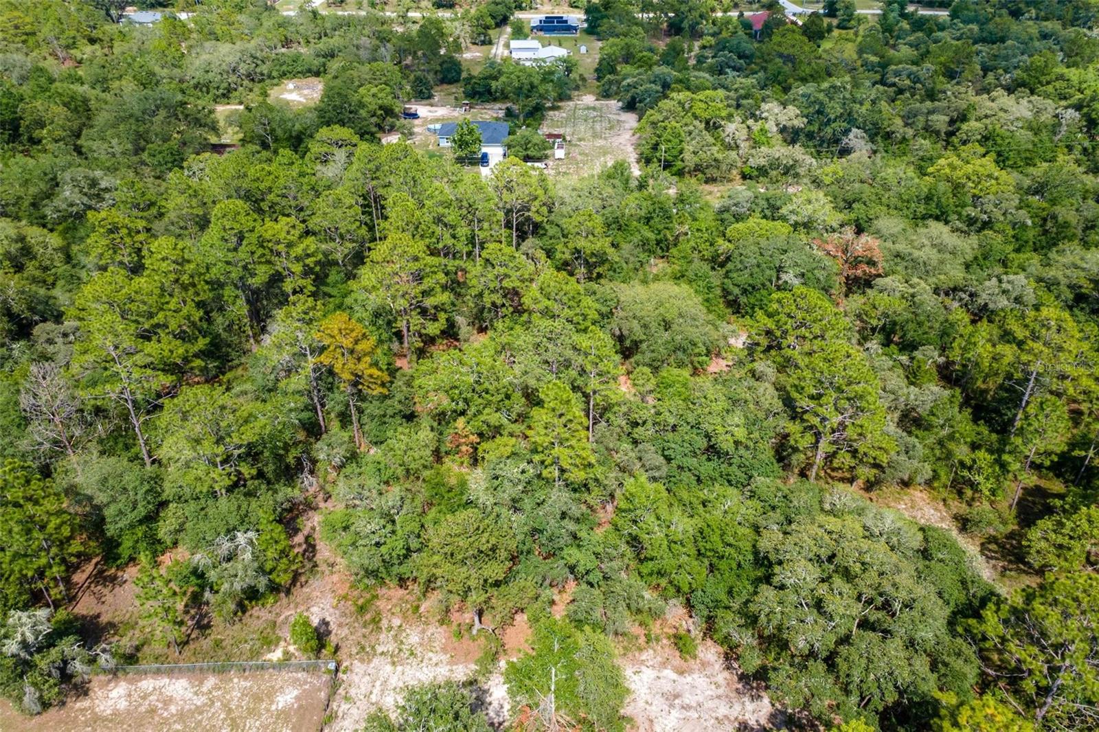 RAINBOW LAKES ESTATE - Land