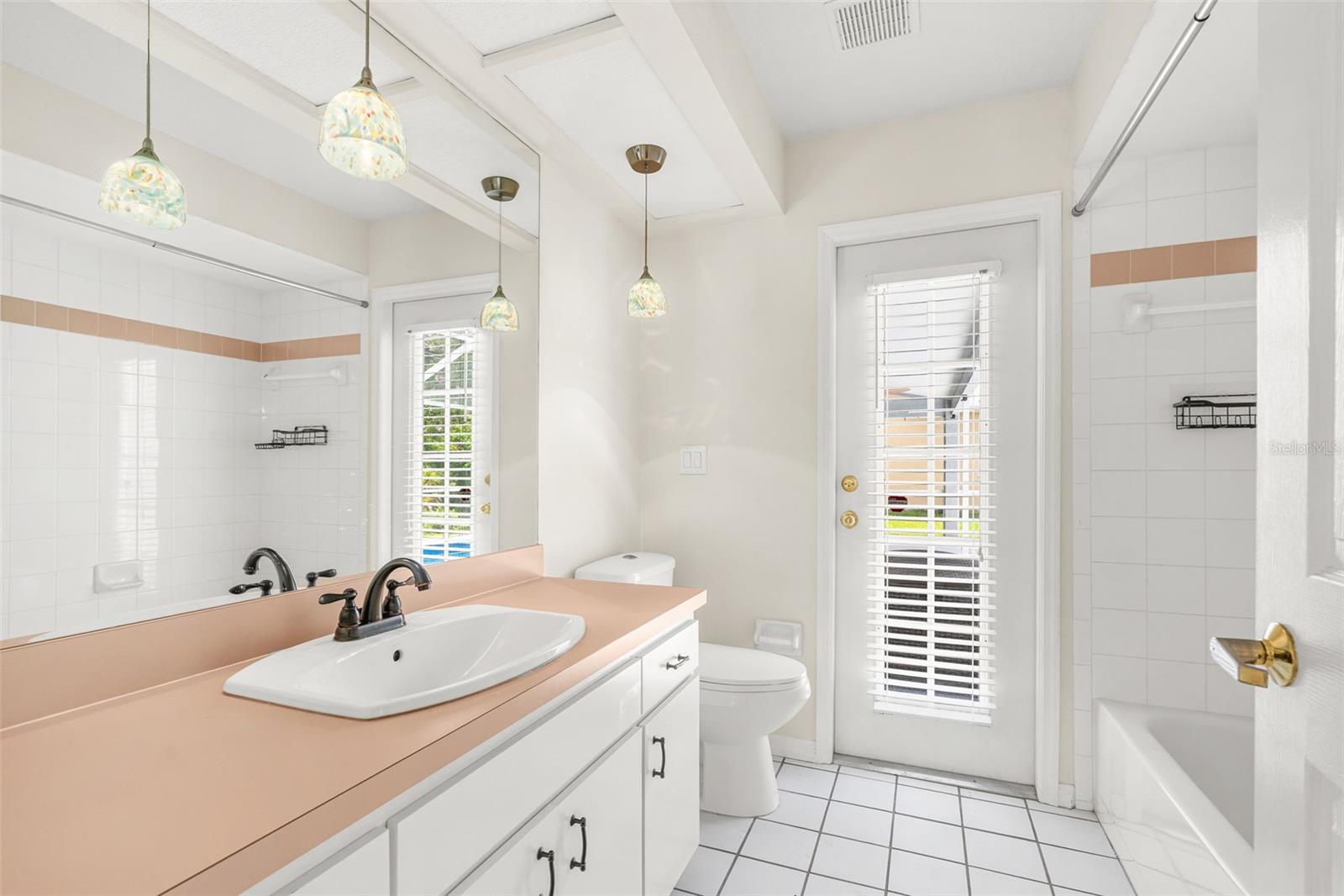 CHEVY CHASE ESTATES PH TWO - Residential Lease