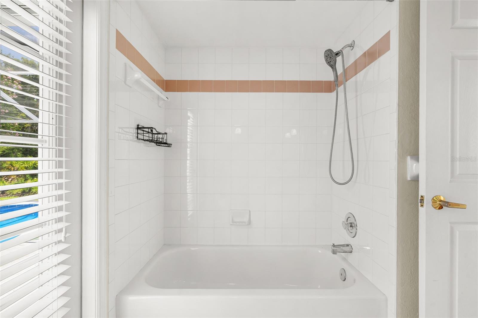 CHEVY CHASE ESTATES PH TWO - Residential Lease