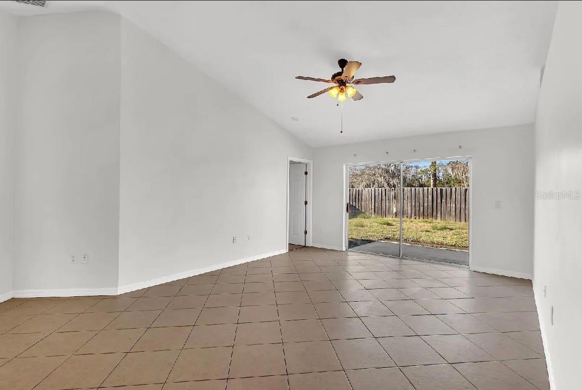 CROSS CREEK ESTATES PH 2 & 3 - Residential