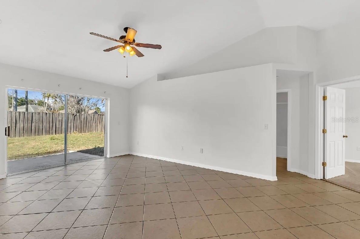 CROSS CREEK ESTATES PH 2 & 3 - Residential