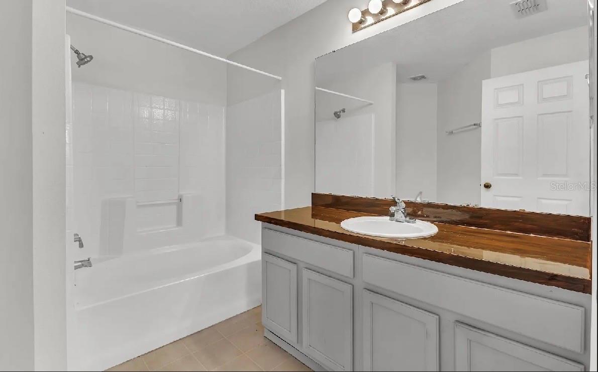 CROSS CREEK ESTATES PH 2 & 3 - Residential