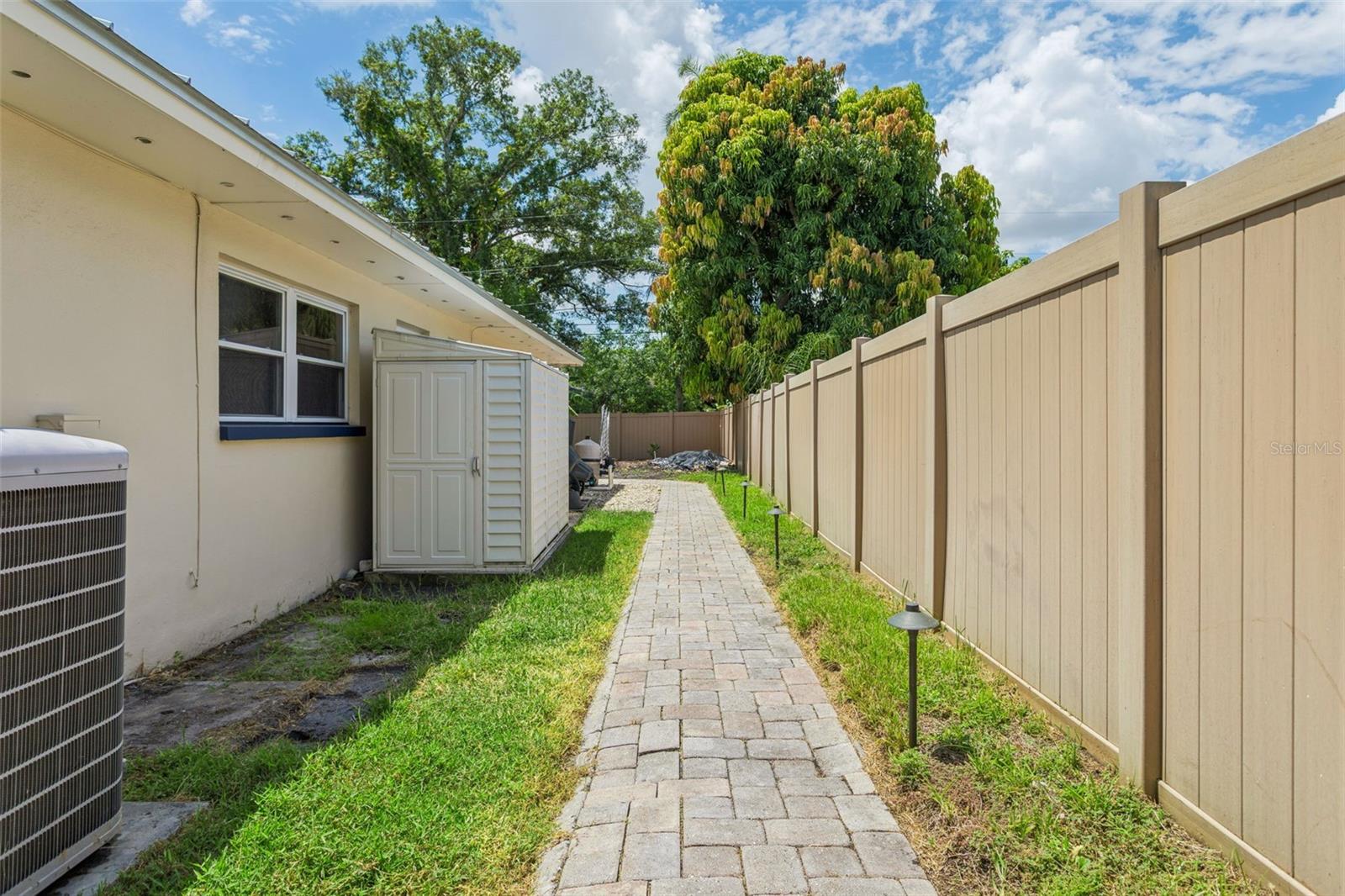 OAK PARK ESTATES 2ND ADD - Residential