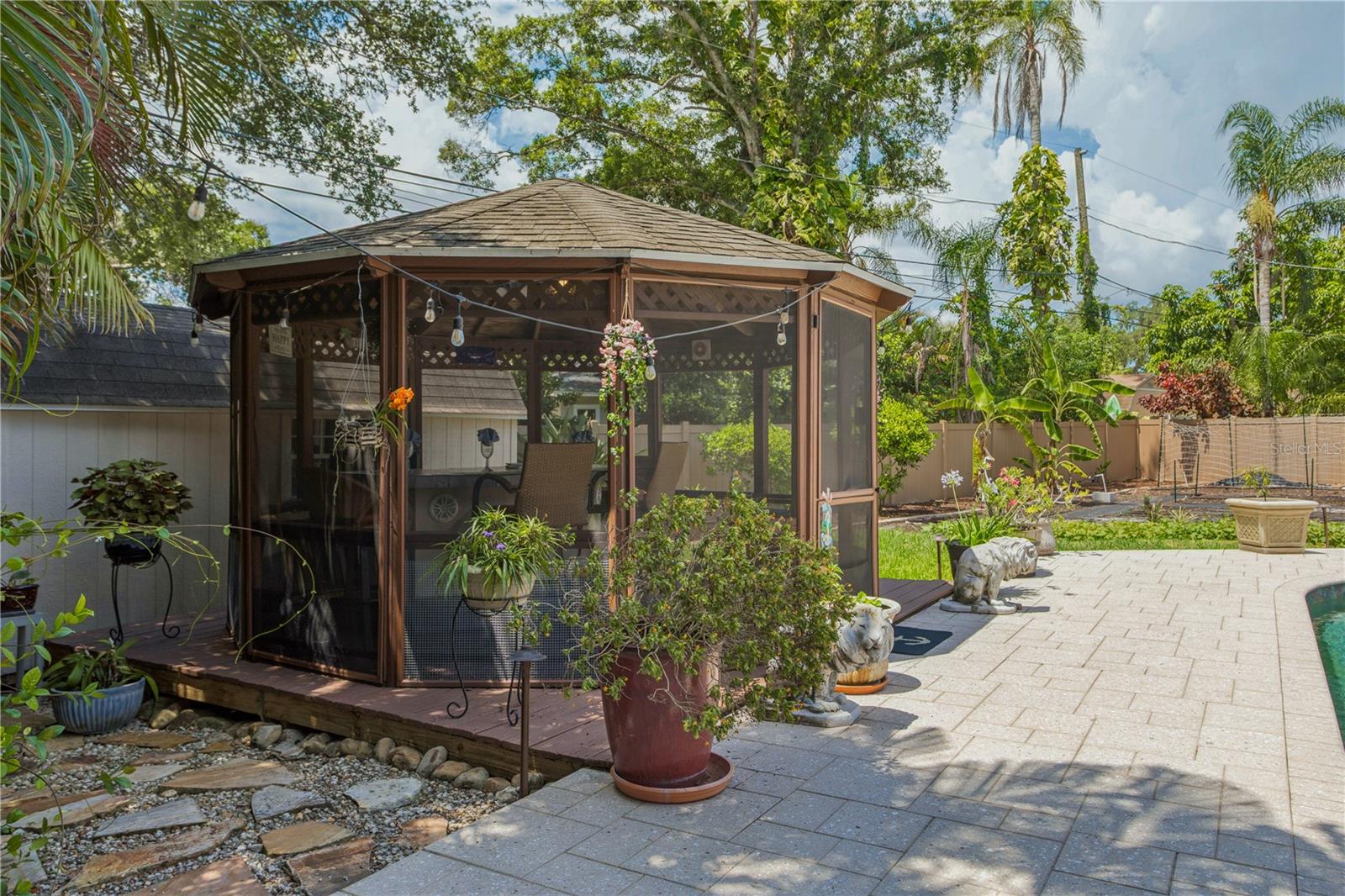 OAK PARK ESTATES 2ND ADD - Residential