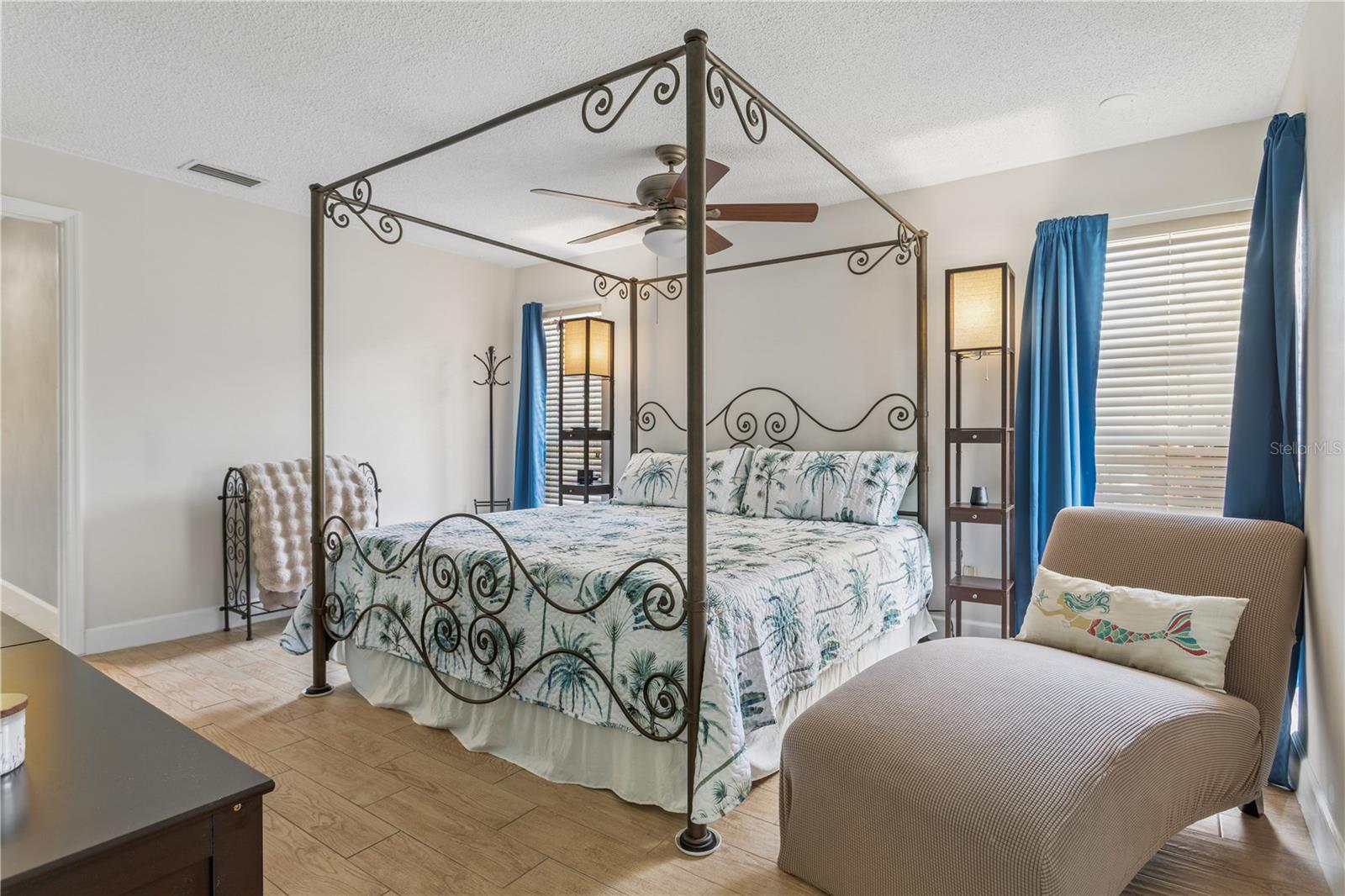 OAK PARK ESTATES 2ND ADD - Residential