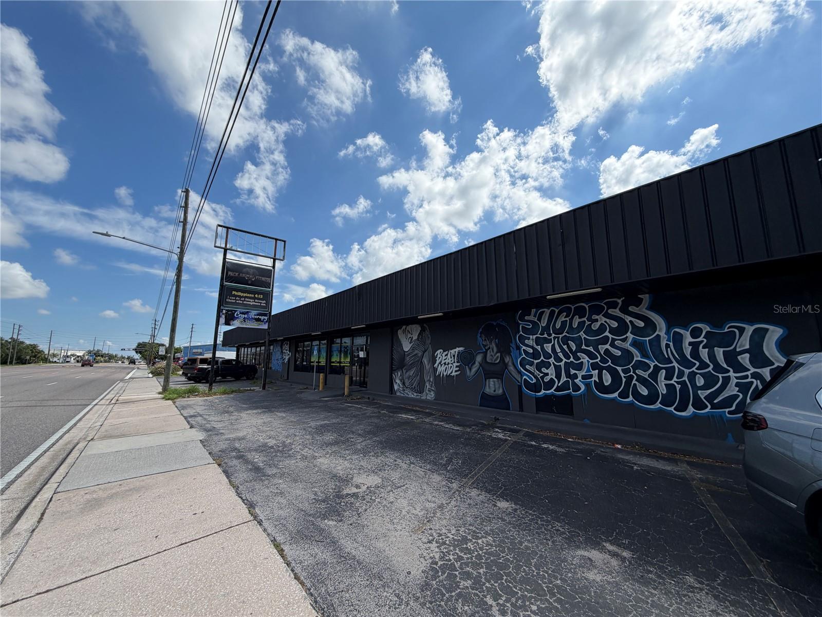 PROGRESSIVE PARK - Commercial Sale