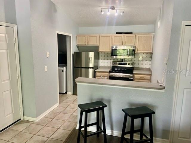 SANDLAKE PRIVATE RESIDENCES - Residential