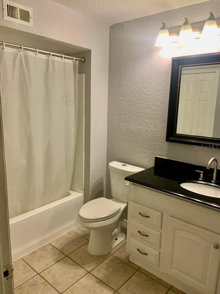 SANDLAKE PRIVATE RESIDENCES - Residential
