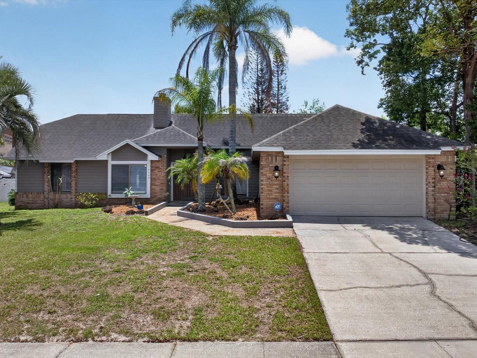 TIFFANY WOODS - Residential