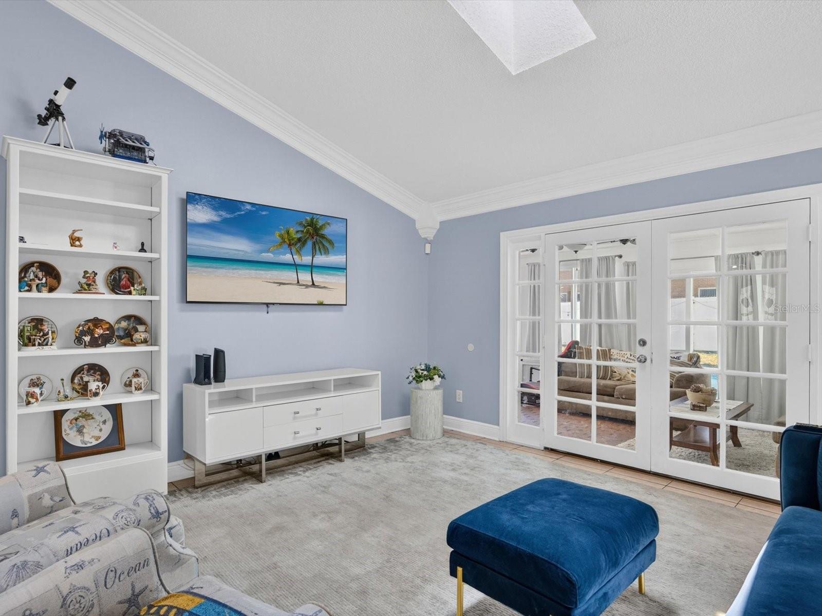 TIFFANY WOODS - Residential